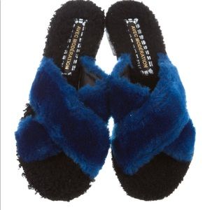 Avec Moderation sandals